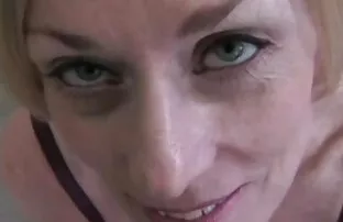 XXX Mąż ostry sex filmy za darmo traci żonę, by sprowokować państwo, traci kaczkę dla rodziny i przyjaciół