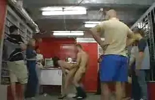 XXX Skóra głęboko darmowe ostre ruchanie w ustach
