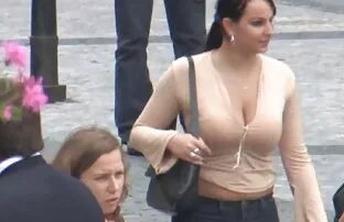 XXX Kapitan rozbitego w styczniu 2012 roku statku filmiki ostry sex Costa Concordia Francesco Schettino został skazany na 16 lat więzienia