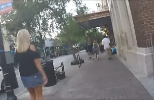 XXX Święty filmy porno darmowe ostre Mikołaj dał dziewczynie miejsce do kochania się.
