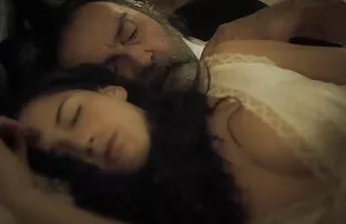XXX Sekretarka ostry sex filmiki darmowe straciła przyjaciela do swojego domu, a potem zaaranżowała kaczkę do biura