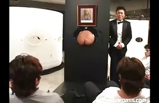 XXX Aby poinformować Cię, że panna młoda zgodziła się na zabawę w samochodzie przed ślubem. darmowe filmy ostry seks