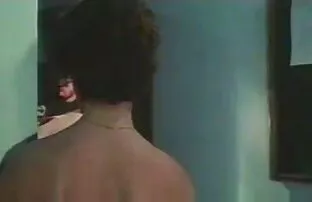 XXX Zajęta dziewczyna ojczyma ostre porno darmowe filmy rzucić cię do sypialni, aby zrobić bałagan w domu